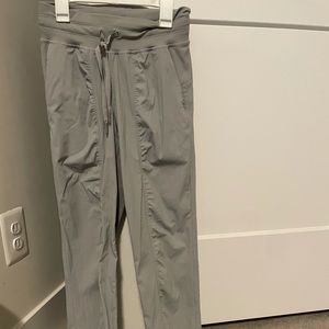 Lululemon joggers size 2